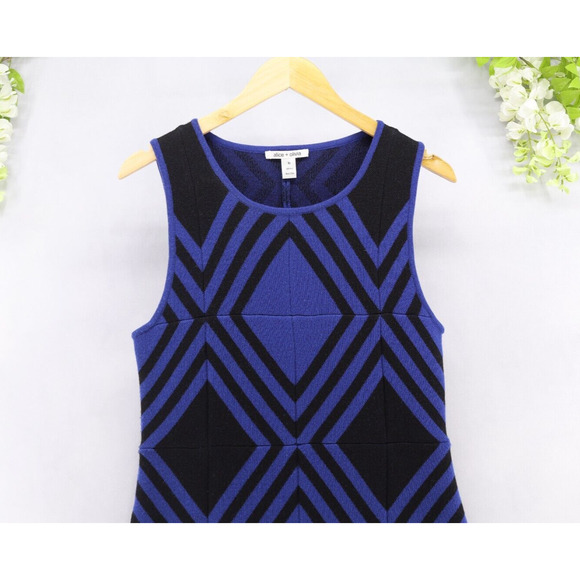 Alice+Olivia Women's Retro Mini Sweater Dress Geometric Blue Black Wool Sz M - Picture 3 of 8